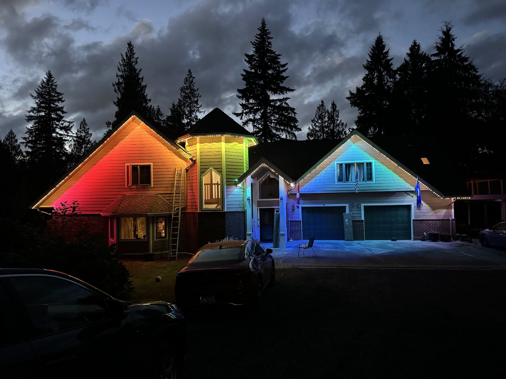 Holiday light installations completed in Seattle
